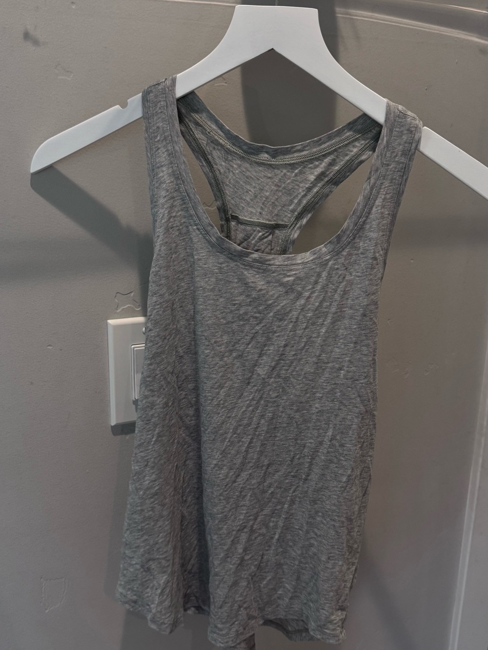 Lululemon Gray Racerback Tank Top Sz XS